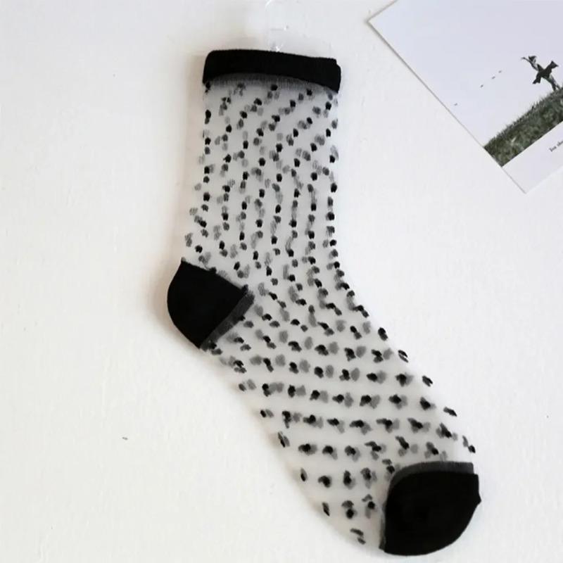 Womens Lace Transparent Socks Black White Fishnet Socks Summer Fashion Elasticity Ankle Thin Women Socks Sheer Hosiery