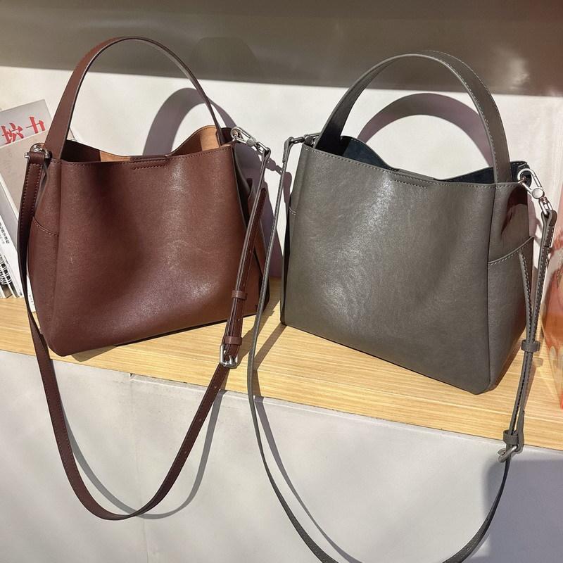 New cowhide leather premium feeling bucket bag tote bag underarm bag shoulder crossbody handbag bag women's bag