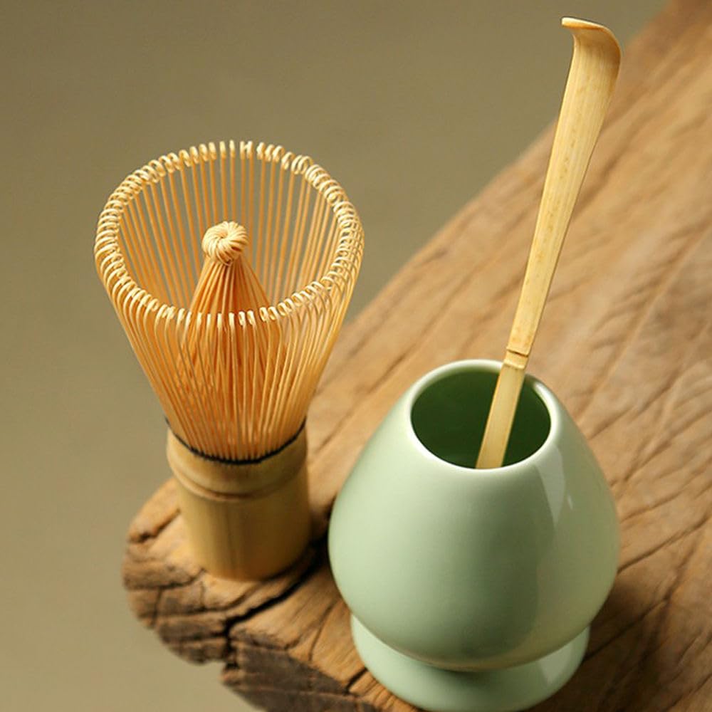 Ichiyo Ichie Chasen (Batidor de té) Set, Juego de 2 piezas para Ceremonia del Té, Hecho de Bambú con 100 Cerdas y Enderezador, Batidor de Polvo de Matcha, y