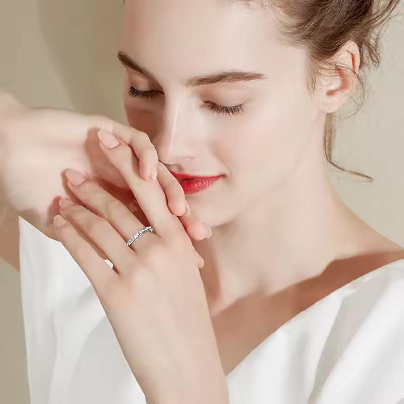Elegante Anello da Donna Impilabile in Argento Sterling S925 Pavé di Diamanti – Regalo Perfetto per Studenti