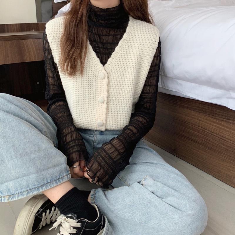 Women's Retro Loose Knit Sleeveless V-Neck Vest Sweater for Spring and Autumn 2024