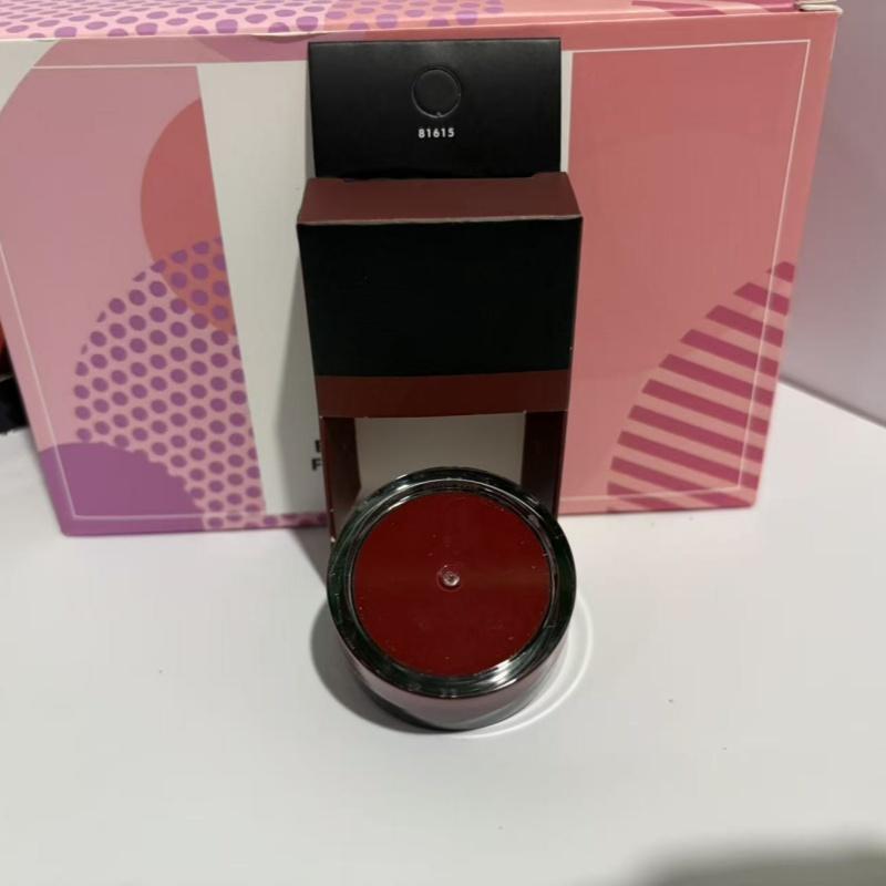Cream Blush & Lip Palette, Multi-Use Cheek and Lip Stain, Hydrating Blendable Makeup Palette for All Skin Tones, Portable All-in-One Face Color Kit