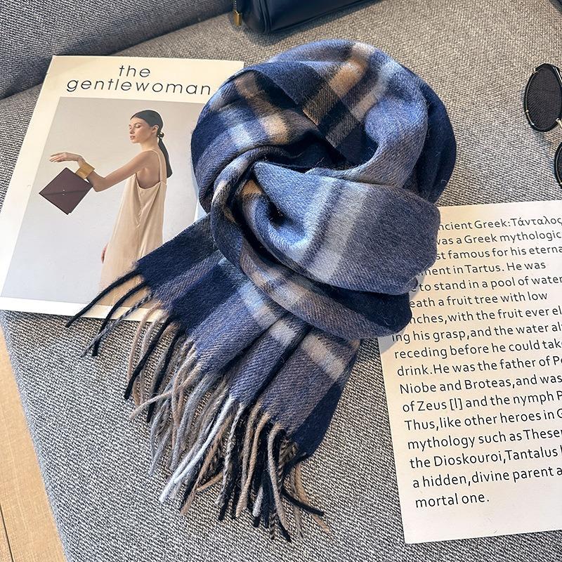 Soft waxy wool scarf women's winter new versatile student thickened double-sided plaid scarf to keep warm and advanced