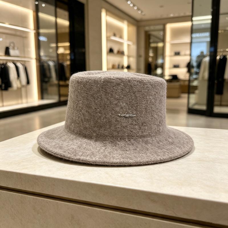 New small standard concave top elegant top hat children autumn and winter French retro flat brim warm face small bucket hat