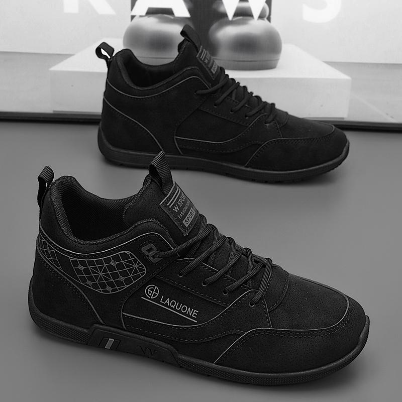 

Мужская спортивная обувь на плоской подошве, осень 2024 г., новые мужские вулканизированные кроссовки для активного отдыха, повседневные кроссовки, универсальные модные трендовые рабочие ботинки 44 чёрный