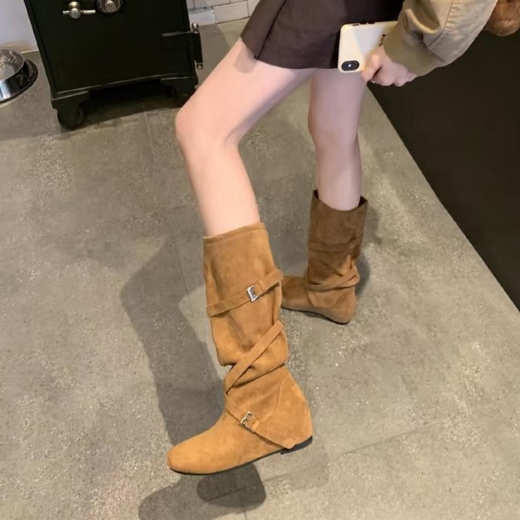 2025 new retro western cowboy boots women's soft pleated stacked boots inner height-increasing boots medium tube fashion