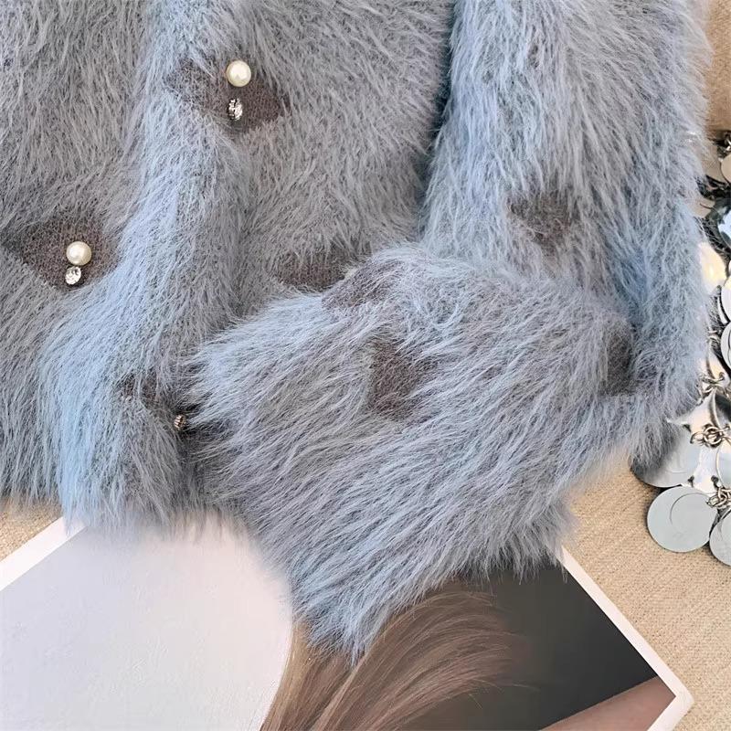 Autumn Winter Women Sweet V-neck Soft Furry Mohair Beading Knitted Sweater Christmas Short Pullover Tops