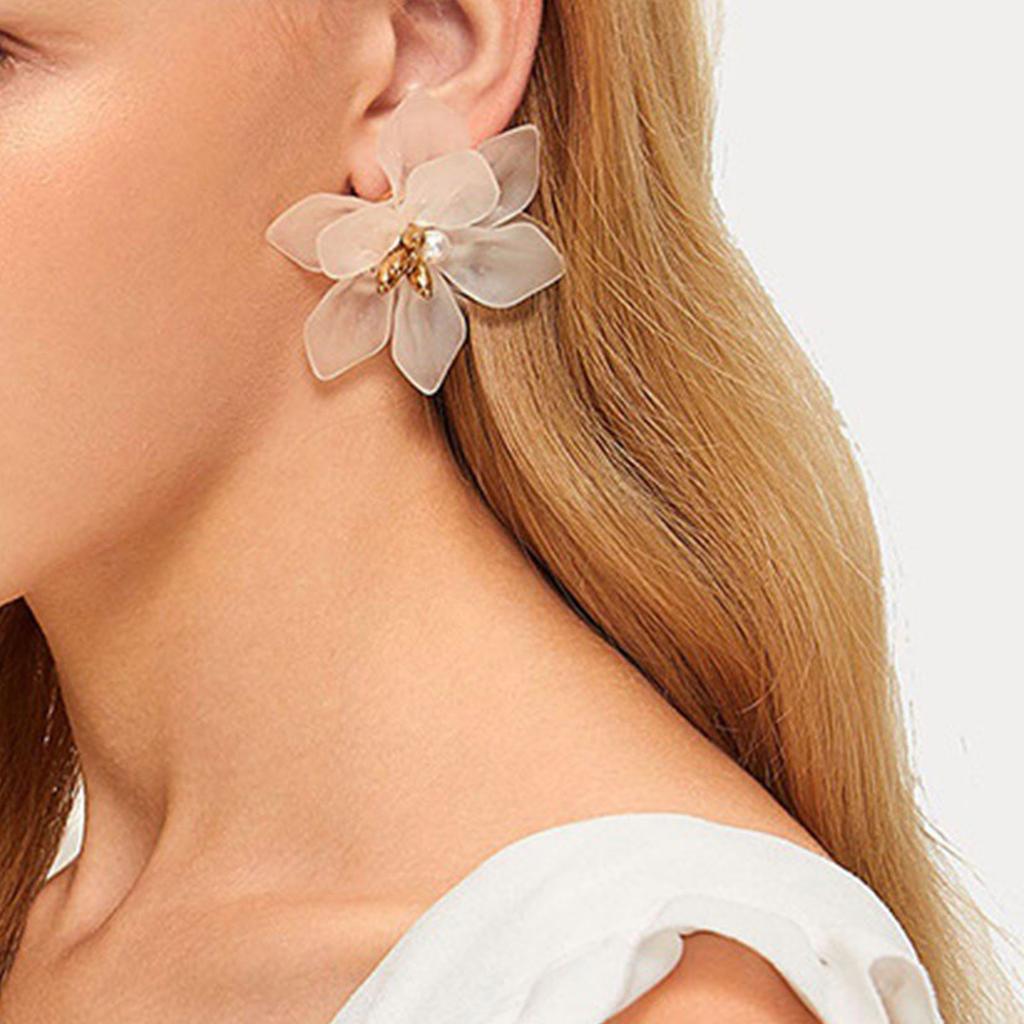 Flower Earrings Elegant Studs Earrings Modern Flower Ear Studs Resin Texture Ear Jewelry Suitable for Stylish Outfits