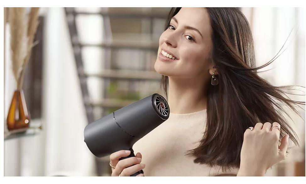 Hair dryer 2100 W BHD504/00