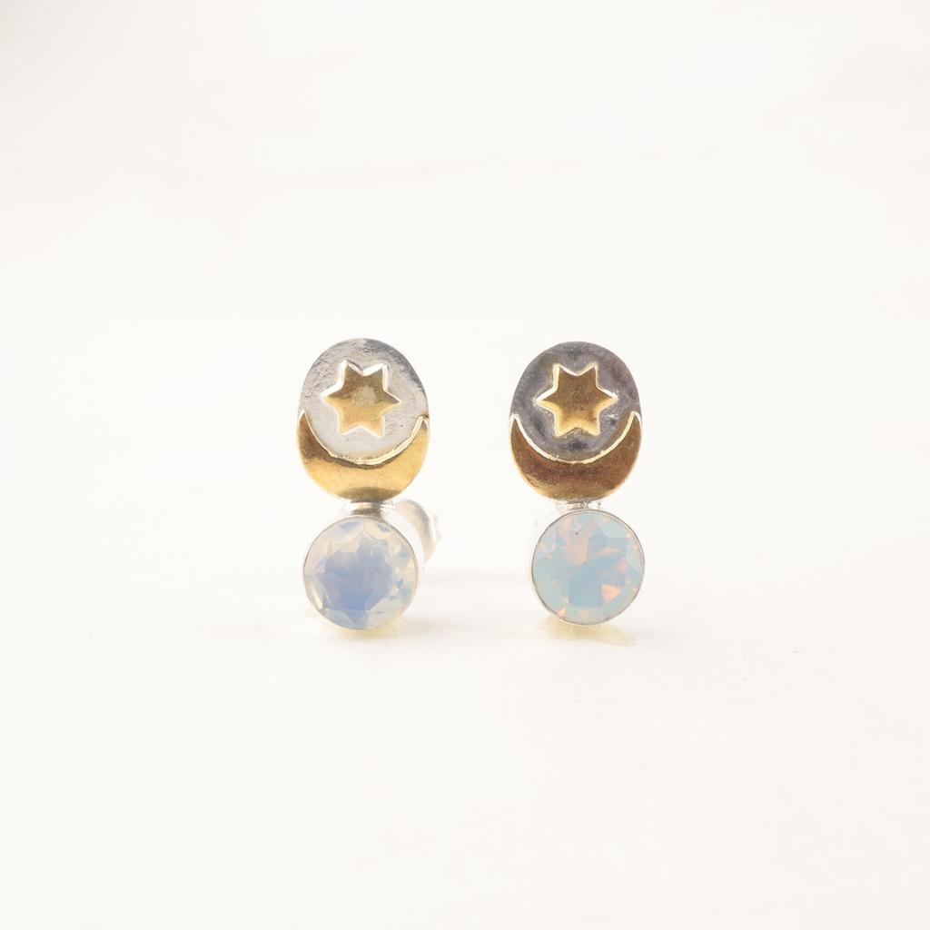 Milky Opal  Gemstone 925 Sterling Silver Jewelry Handcrafted Stud Earrings 0.8" EE-141-20