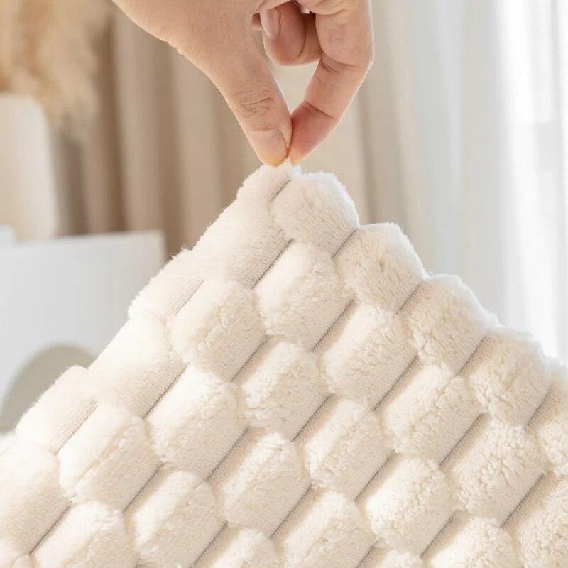 Winter Warm Sofa Cover Living Room Thicken Plush Couch Mat Non-Slip Universal Sectional L Shape Sofa Slipcovers Towel Protector