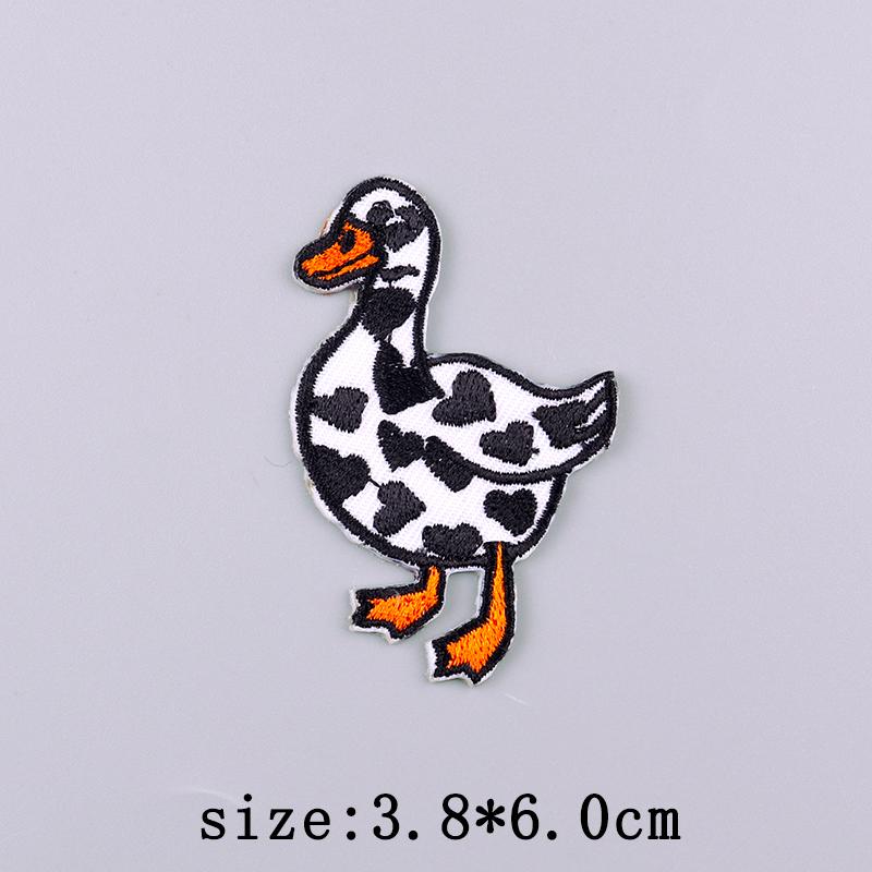 Letters Flower Embroidery Patch Iron On Patches For Cloting Cartoon Embroidered Patches On Clothes Applique Stickers Decor