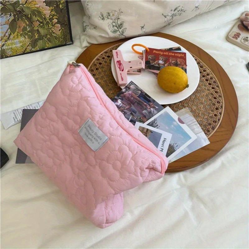 Flower Pattern Women Makeup Bag Cosmetic Bags Quilted Cotton Soft Makeup Case Pouch Zipper Large Travel Wash Pouch