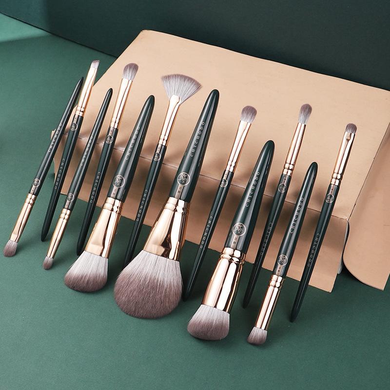 CHICHODO Oliva Green Set di pennelli per il trucco, set di pennelli cosmetici di lusso in setole sintetiche morbide