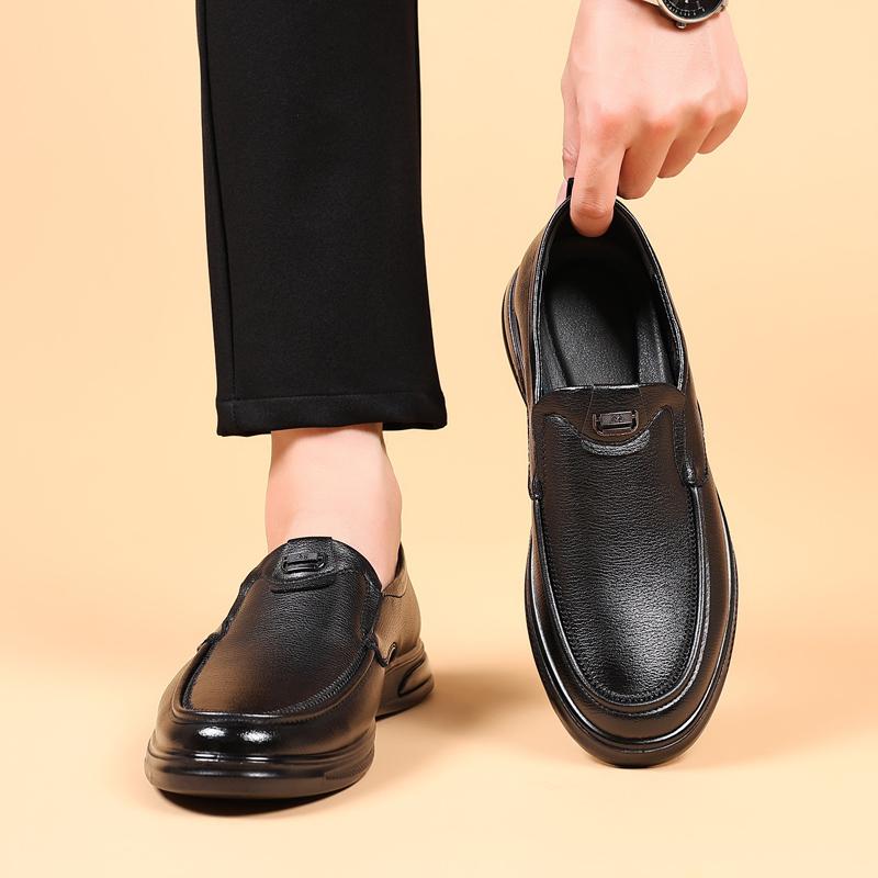 Fashion Handmade Leather Men Shoes High Quality Soft Bottom Comfortable Driving Shoes Non-Slip Leisure Business Men Loafers Shoes