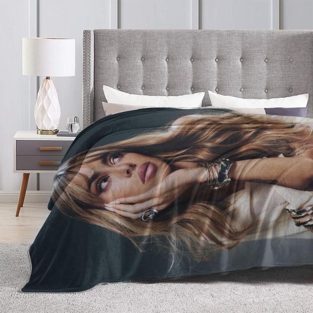Soft BlanketKids Adult Camping Singer TINI STOESSEL Futtura Album  Throw Blanket Flannel Bedspread Couch Chair Sofa Bed Funny