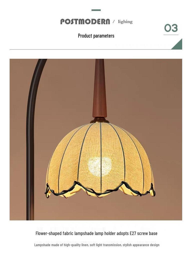 Vintage francúzska stojaca lampa s úložným priestorom: Retro osvetlenie obývacej izby a spálne