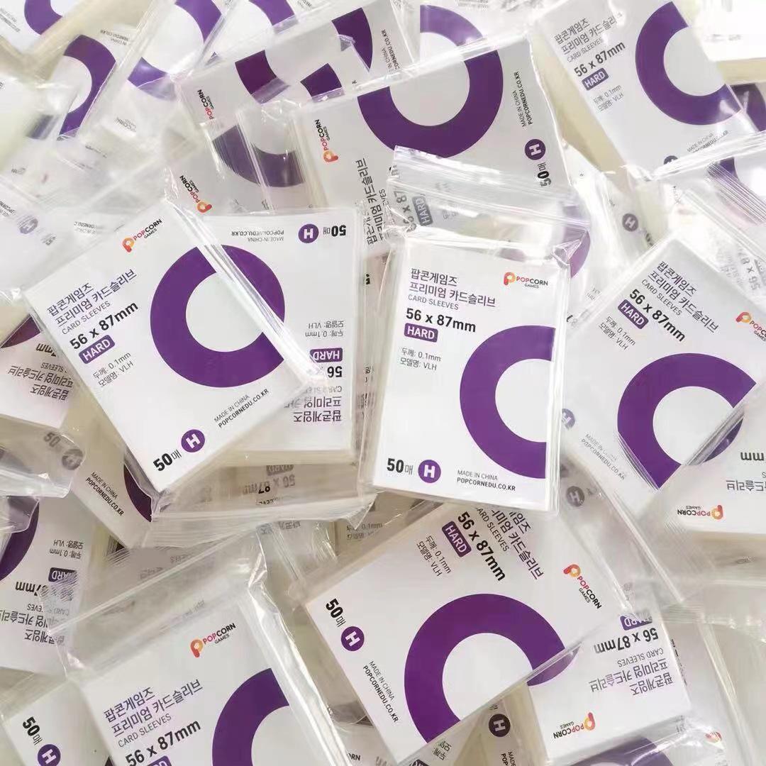 

Упаковка из 50 штук 56*87 мм корейского стиля высокопрозрачных протекторов для карт, подходит для 3-дюймовых маленьких карт, применима для мини-карт