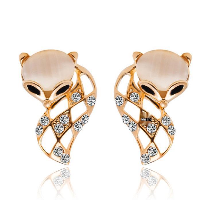 Korean Style Cat's Eye Fox Stud Earrings: Trendy, Personalized, Fashionable Women's Ear Ornaments