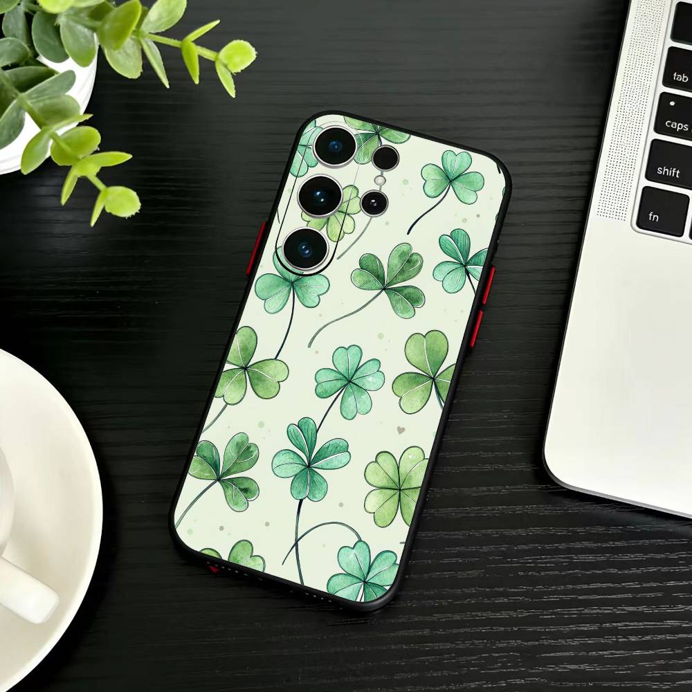 

Lucky-Four-leaf clover Phone Case For Samsung S26,S25,S24,S23,S22,S30,S21,Ultra,Plus,FE 5G Black Soft Cover Samsung S22ULTRA5G