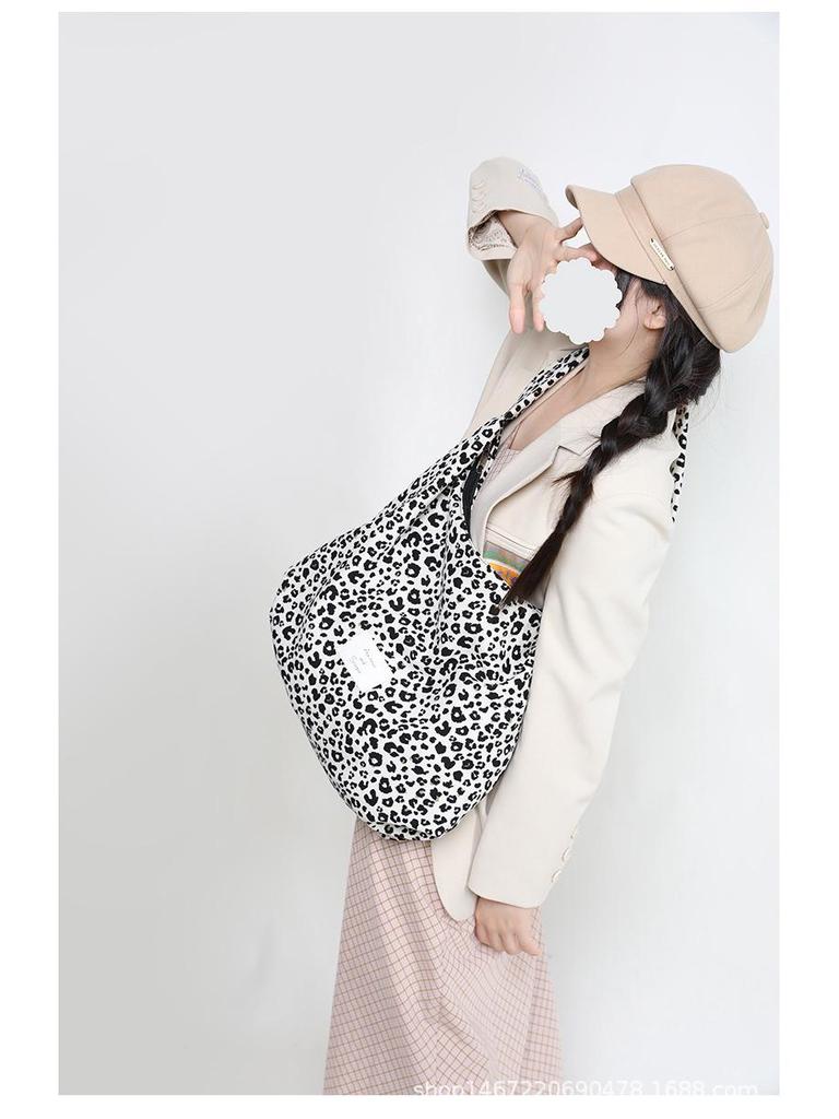 2025 Leopard Print Canvas Tote Bag: Large Capacity, Niche Design, Shoulder Bag for Women