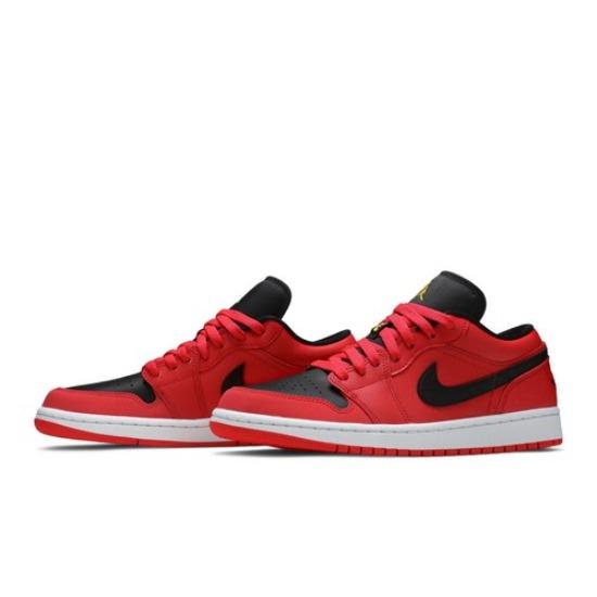 

Air Jordan Wmns Air Jordan 1 Low Siren Red DC0774-600 EU 36.5 чорний/червоний
