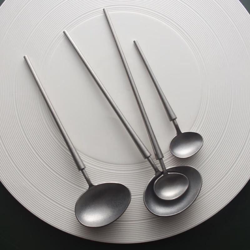 ZISIZ Retro Stainless Steel Dessert Spoon Set