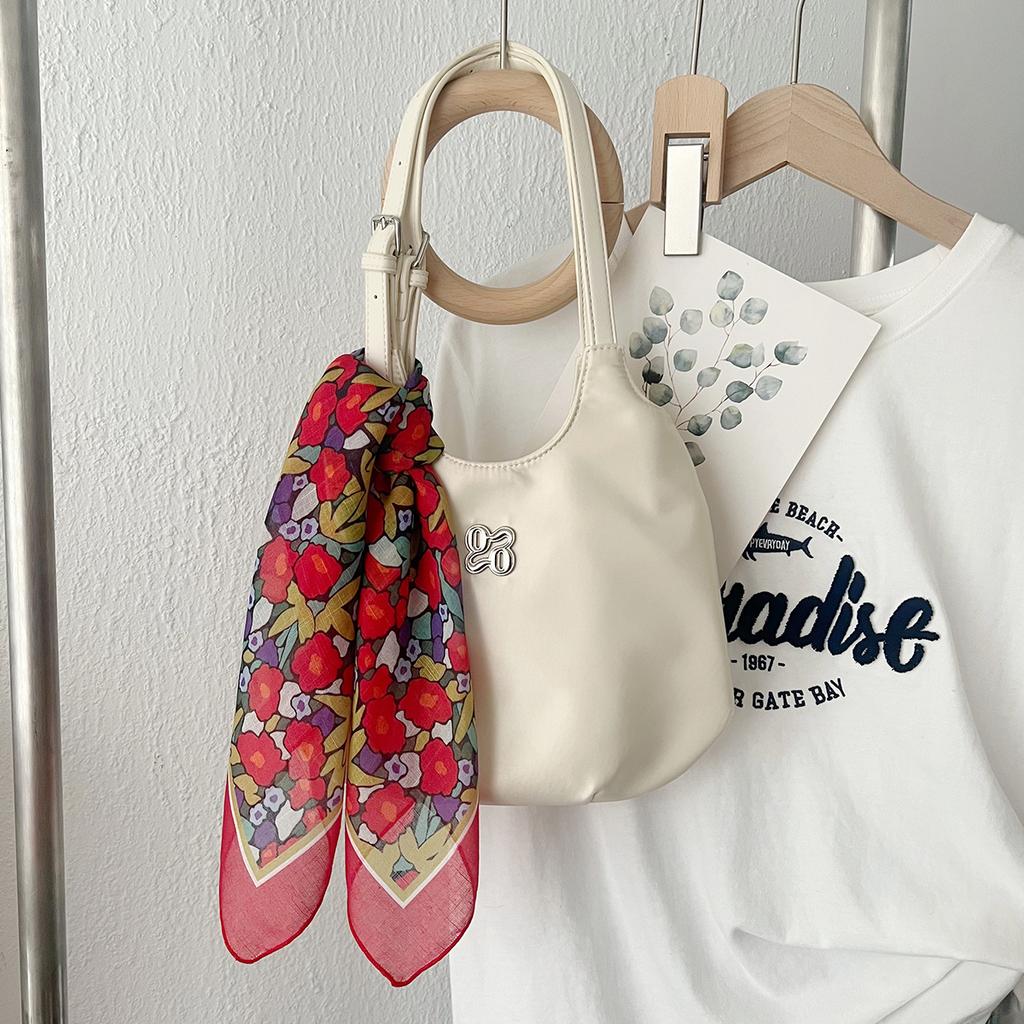 58 Baumwolle und Leinen Blume Kleiner quadratischer Schal Seidenschal Damen Frühling und Herbst Sommer Vielseitiger Temperamentschal Stirnband Dekorschal