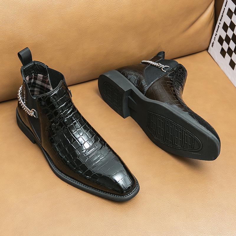 Wniter New Male Pointed Alligator Pattern Metal Chain Ankle Boots Men Casual Luxury High Top Platform Shoes Zapatos Hombre