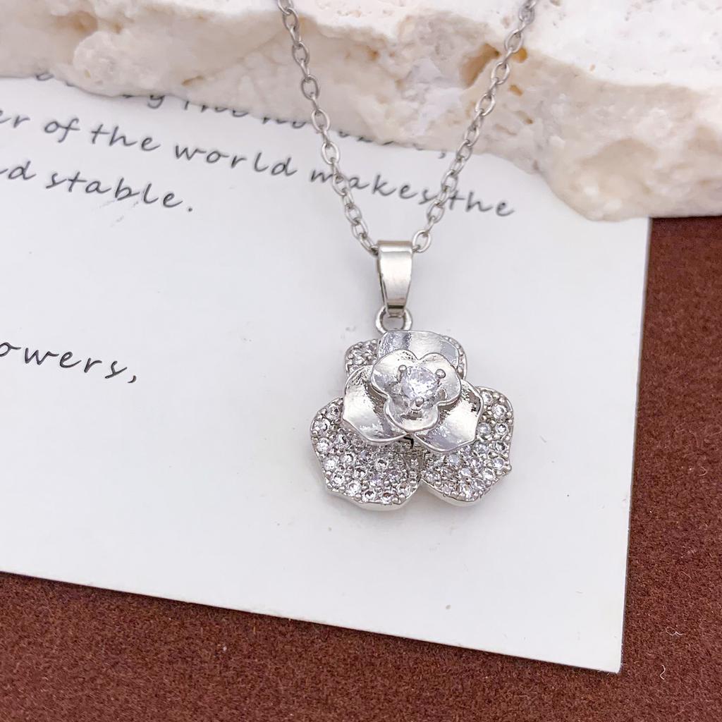 Necklace Rotatable Sun Flower Necklace Accessories Copper Plated Real Gold Color Retention Trendy Fashion Versatile Clavicle Chain