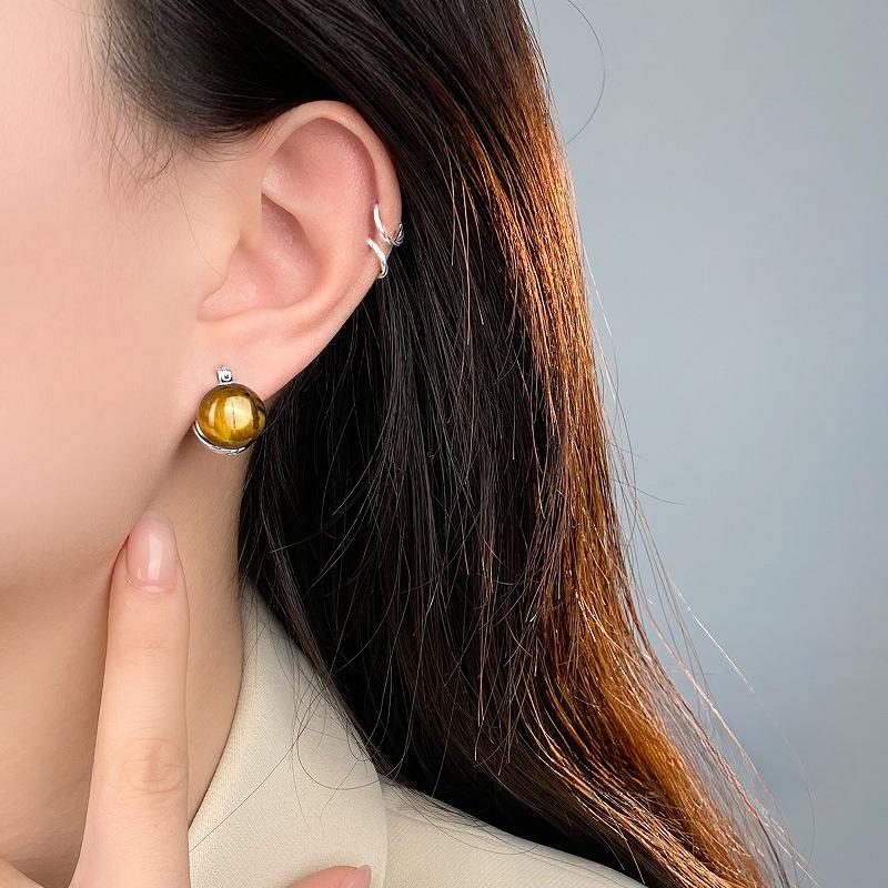 Temperament Tiger-eye Stone Round Earbuds for Women's Daily Commuting High-end Exquisite Ear Decorations