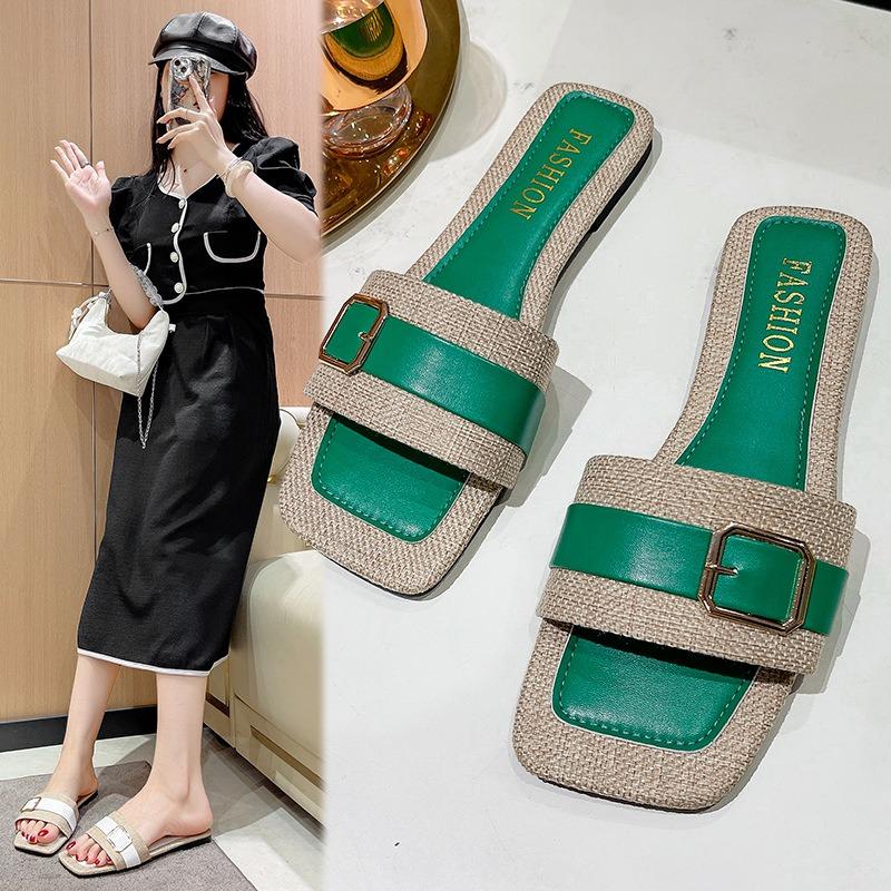 Cool Slippers Women's Summer New Flat-bottomed Large-size One-word Drag Fashion Belt Buckle Open-toed Slippers