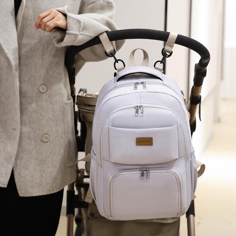 Mommy Bag New Internet Celebrity Young Mommy Bag with Baby Baby Bag Outdoor Large Capacity Lightweight Bag
