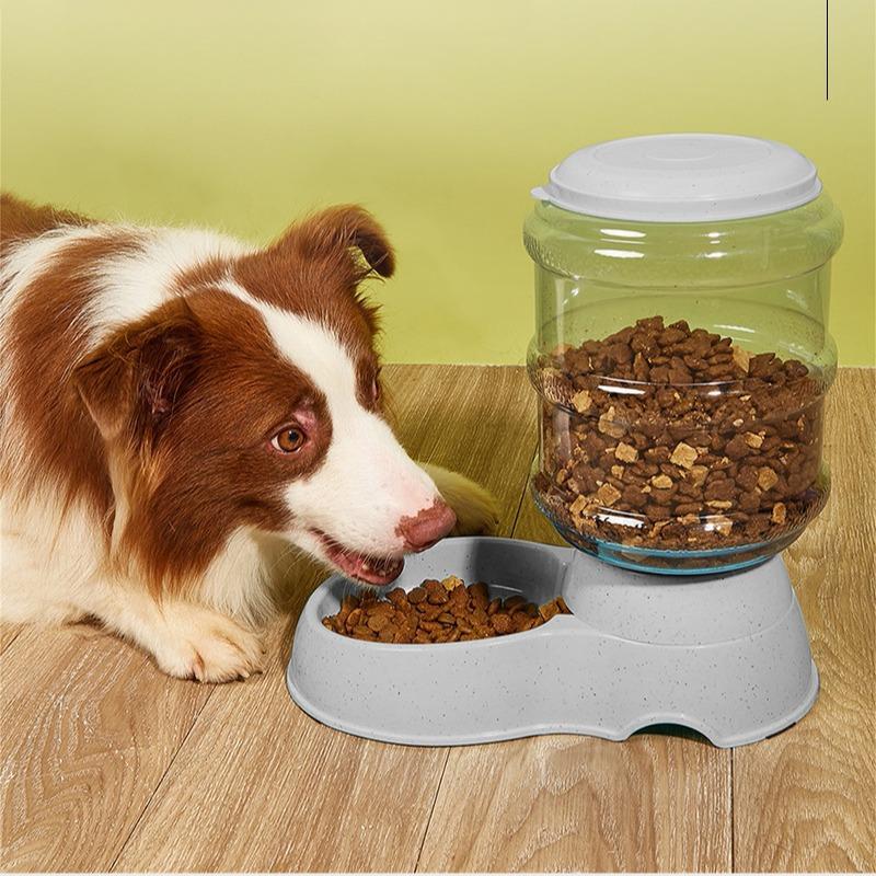 Cat and Dog Feeders Pet Water Dispensers Large Water Storage Capacity Dispensers Pet Automatic Water Dispensers Anti Knock
