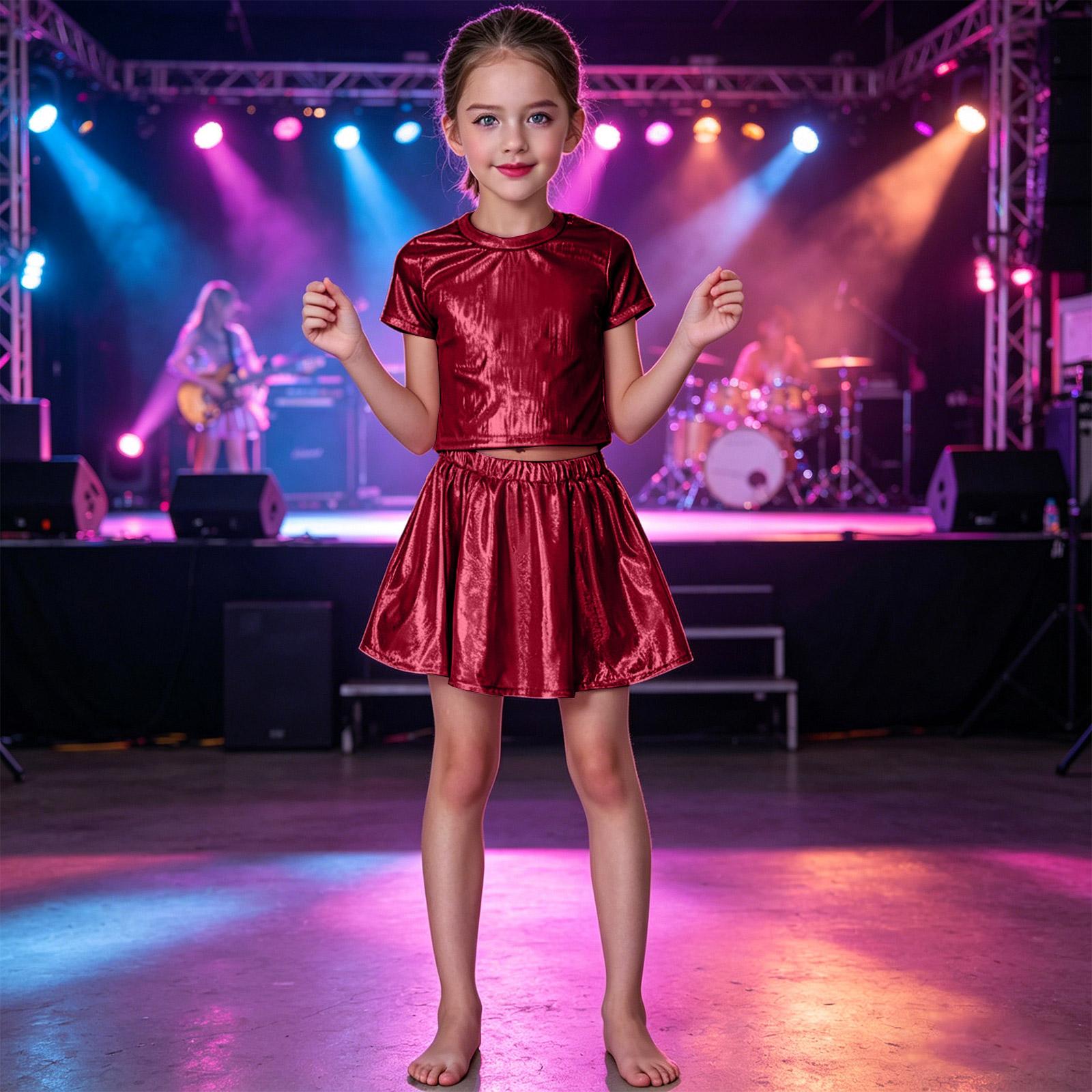 

Kids Loose Fit Short Sleeve T-Shirt Shiny Holographic Sequin Dance Costume Top for Children Hip Hop Performance Wear M