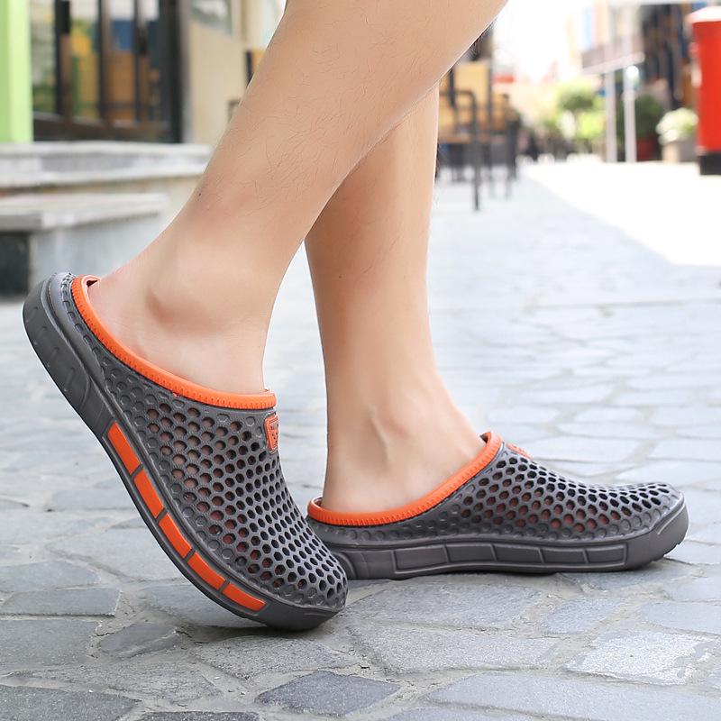 2025 Sommer Herren Atmungsaktive Rutschfeste Geschlossene Zehen StrandSchuhe mit Dicker Sohle und Jelly Design
