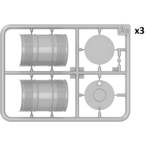 Miniart 1/24 Scale Fuel and Oil Drums 1930s-1950s Set of 2 Plastic Model Kits MA24012 (Scenery)