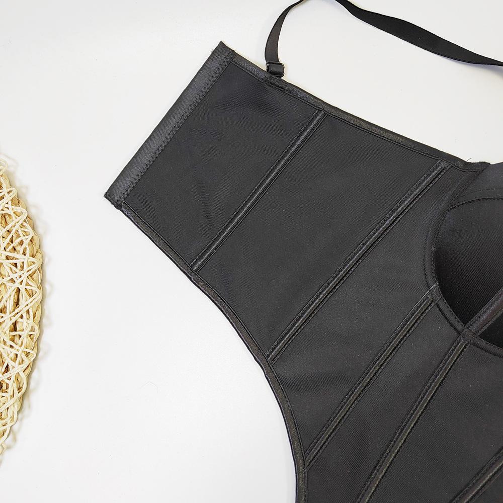 Corsés, ropa de mujer moderna y elegante