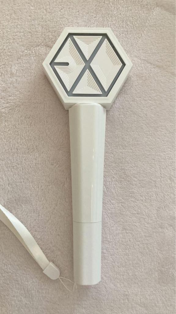 [USED] EXO Light Stick ver.2 (Includes accessories) Lights up