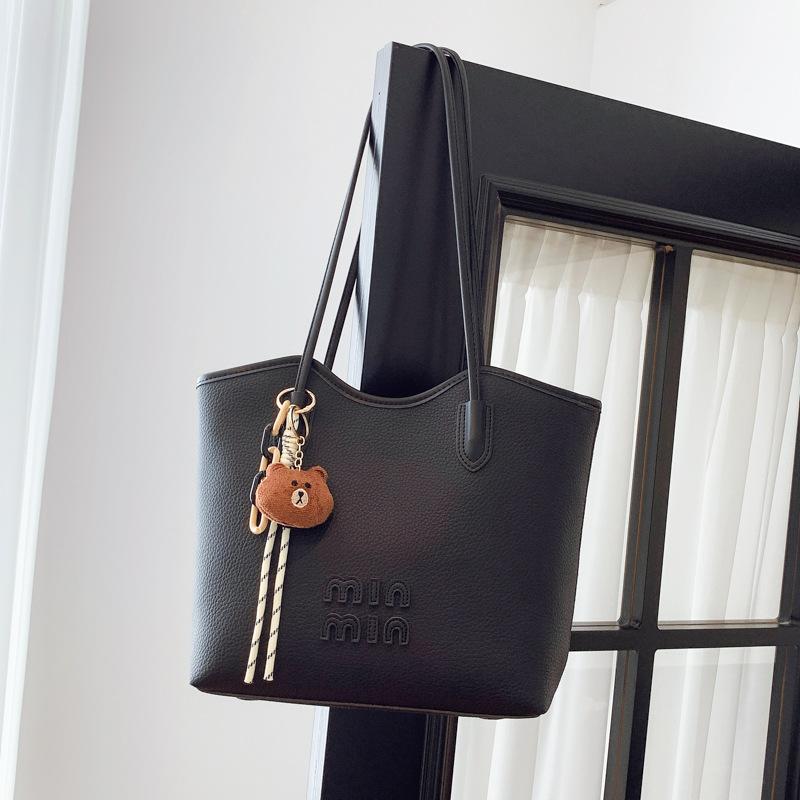 

2025 new handbag bag women s large-capacity shoulder bag tote bag high-value commuter bag portable underarm bag tide чёрный