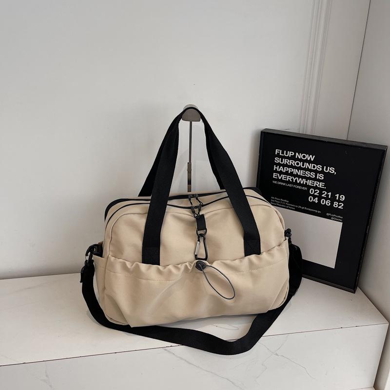 Large-Capacity Unisex Travel Handbag: Lightweight for Short Trips and Fitness