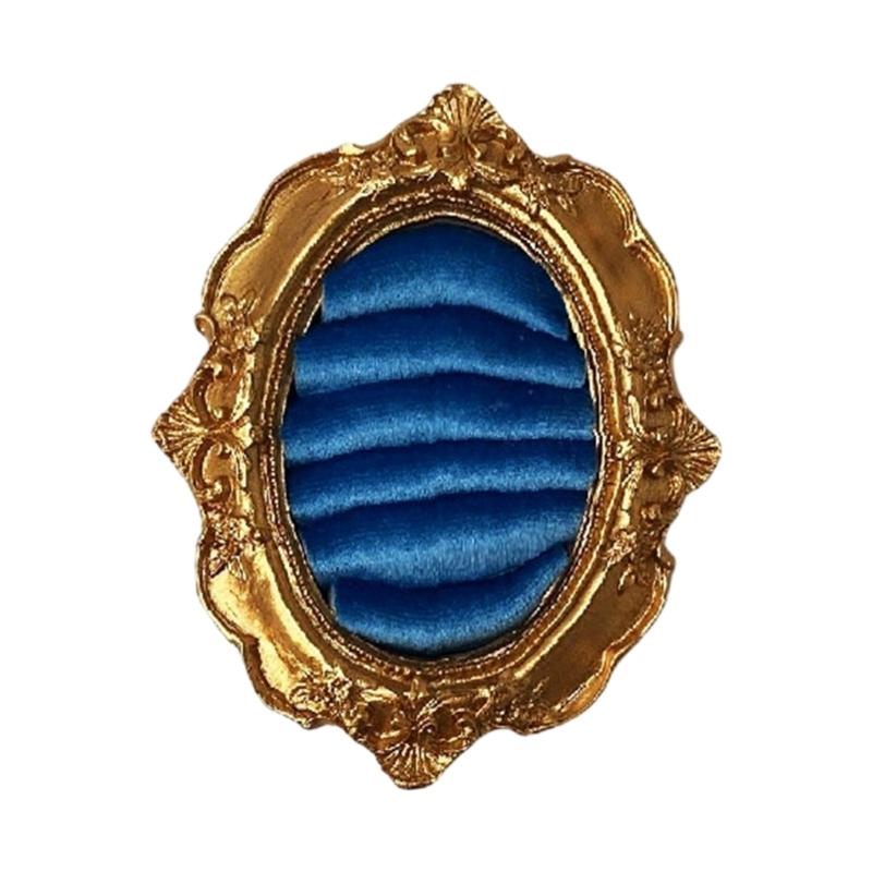 Elegant Resin Jewelry Display Stand For Necklaces Earrings And Bracelets