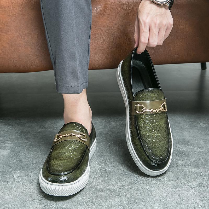 New Fashion Loafers Men's Thick Bottom Patent Leather Slip On Casual Shoes Male Outdoors Walking Footwears Zapatos Hombre Vestir