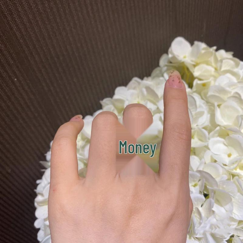 Trendy High-End Zircon Openwork Ring: Unique, Stylish Design for Women