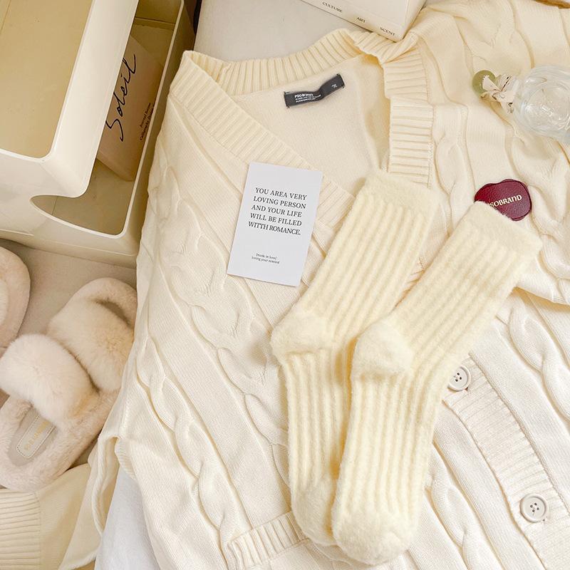 Women In Autumn and Winter Add Velvet and Thick Warm Yuezi Tube Floor Socks