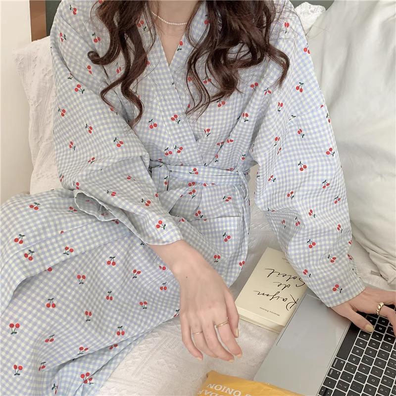 Heart Plaid Loose Mid-Length Pajamas Bathrobe - Cozy, Casual Homewear for Autumn and Spring