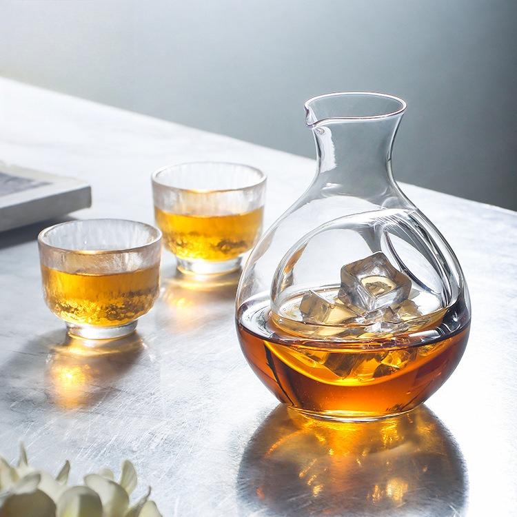 Japanese Crystal Glass Ice Wine Decanter Home Use Hole Design Sake Carafe Hamster Pot Cold Brew Coffee Maker