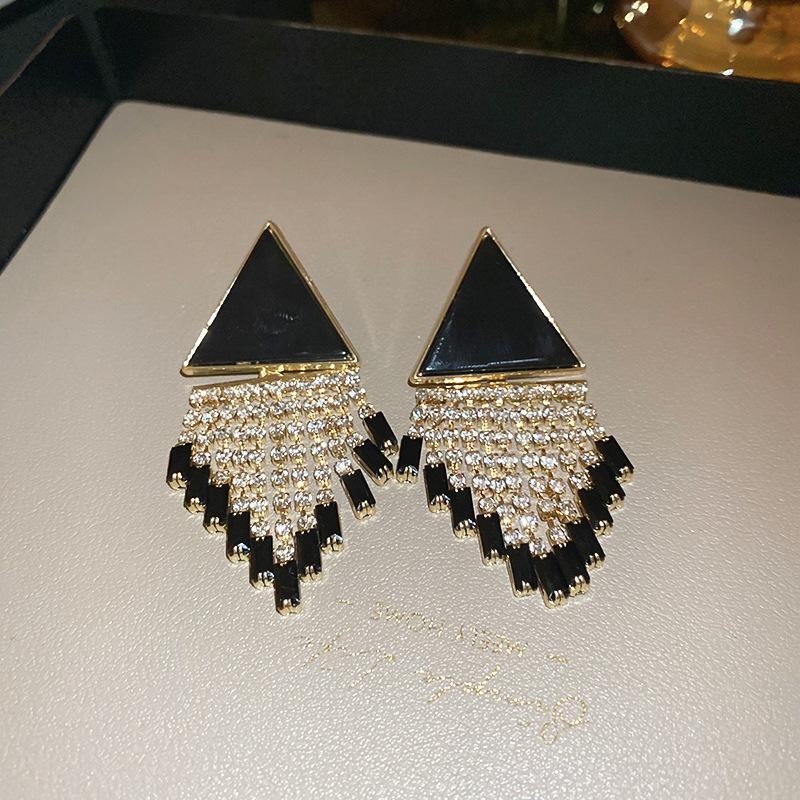 European and American Black Diamond-encrusted Butterfly Flower Fringed Earrings Temperament Earrings Light Luxury Earrings Women