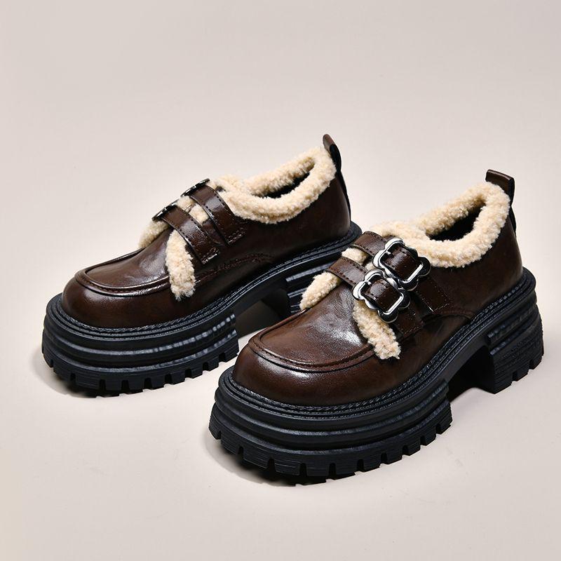 

Женские лоферы в британском стиле с флисовой подкладкой и двойной пряжкой - на толстой подошве, универсальные, теплые кожаные туфли 40