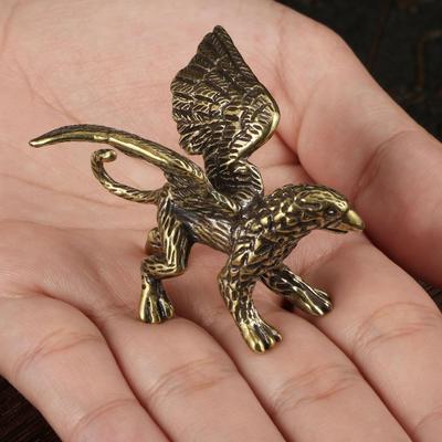 Collectible Brass Griffins Statue Craft Desktop Accessories Room Decor Ornament Gift Home Decoration for Bedroom Bookshelves